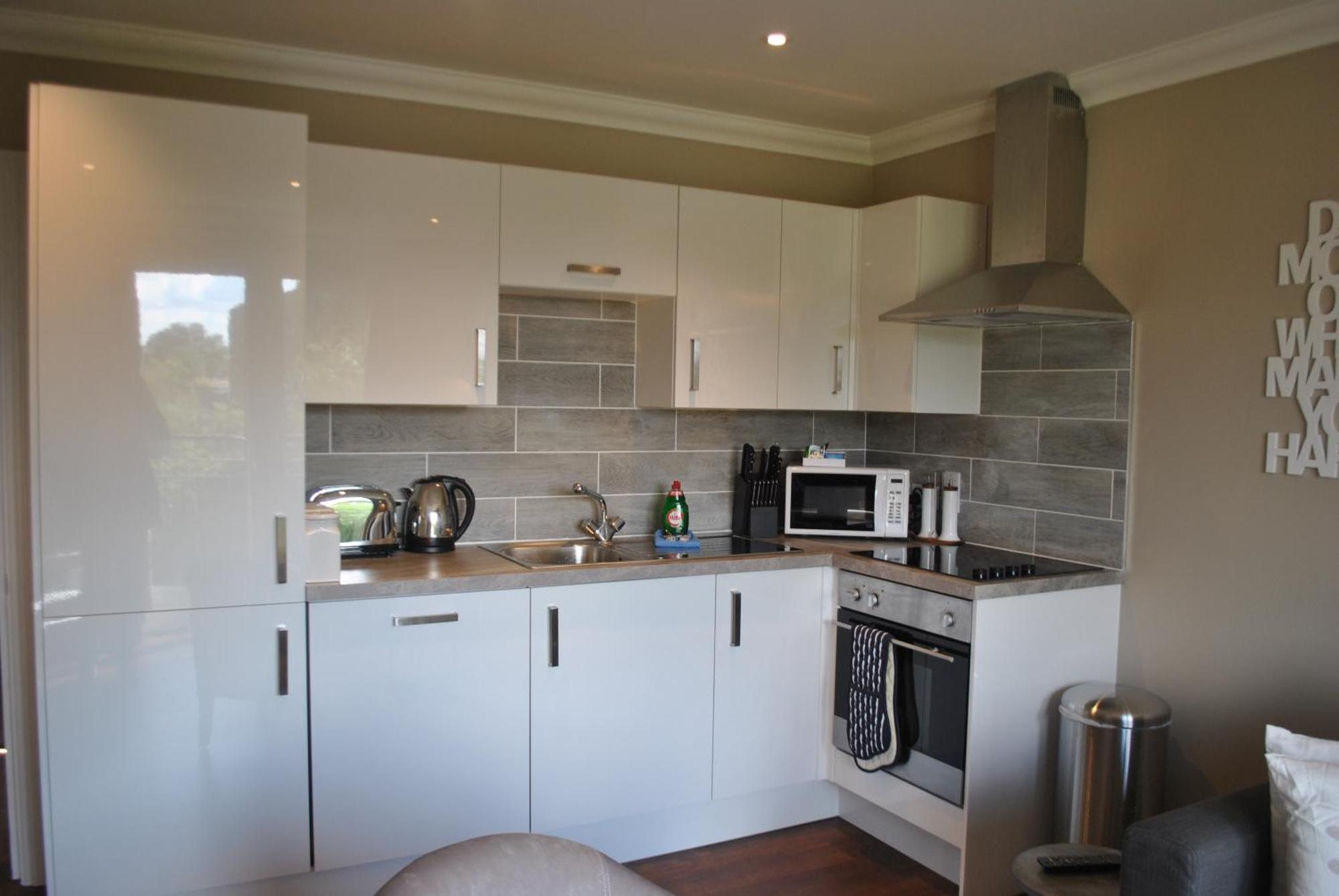 Lord Raglan House Apartments 2Br With Parking Γουίνσδορ Εξωτερικό φωτογραφία